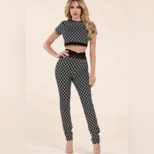 NWT L'ATISTE Black and White Matching Crop Top and Pants Set, Size Large